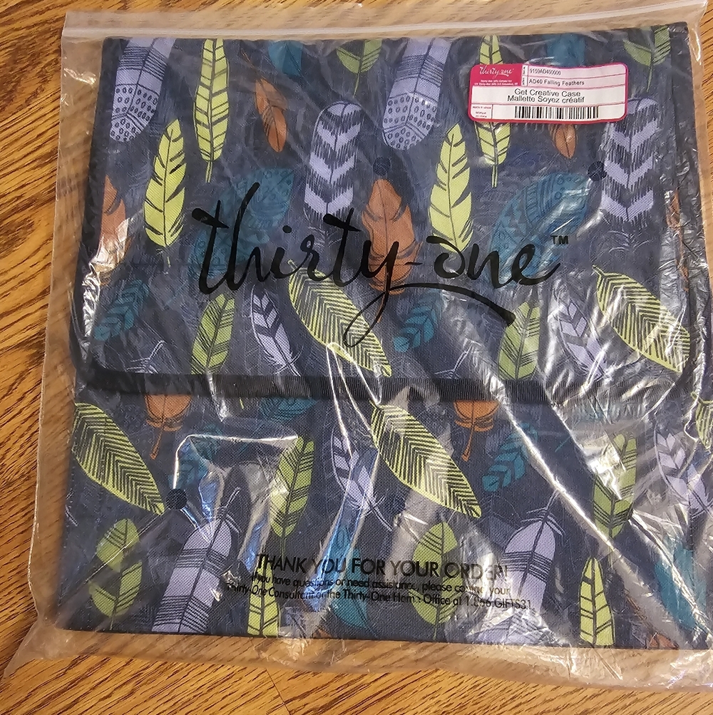 Thirty-One Feather Print Tote